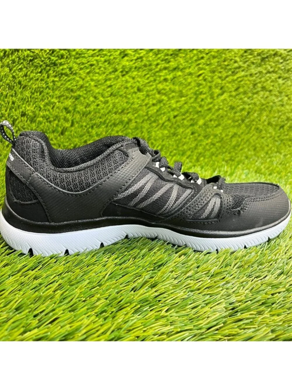 Skechers Summits New World Womens Size 6.5 Black Athletic Running Shoes Sneakers